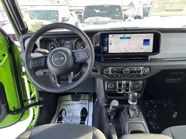 New 2025 Jeep Gladiator Sport AWD/4WD image 16