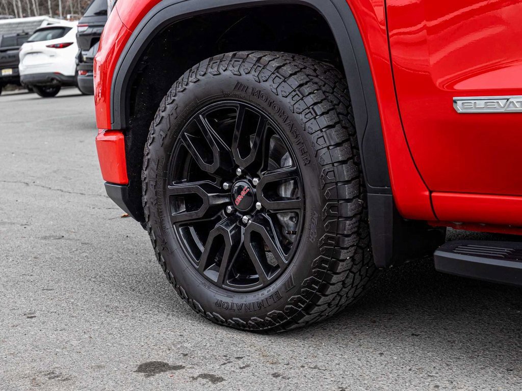 Used 2024 GMC Sierra 1500 Elevation w/ Elevation Premium Package image 7