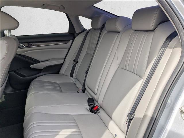 Used 2018 Honda Accord Touring image 18