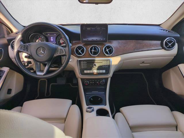 Used 2018 Mercedes-Benz GLA 250 image 17