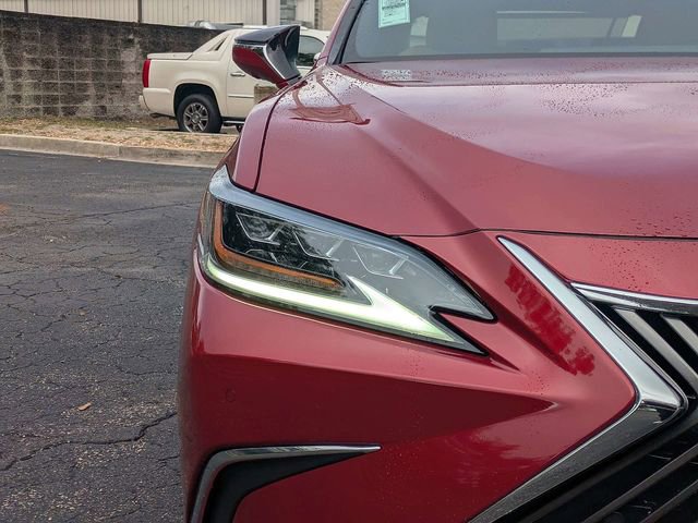 Used 2019 Lexus ES 350 Ultra Luxury w/ Accessory Package 2 image 9