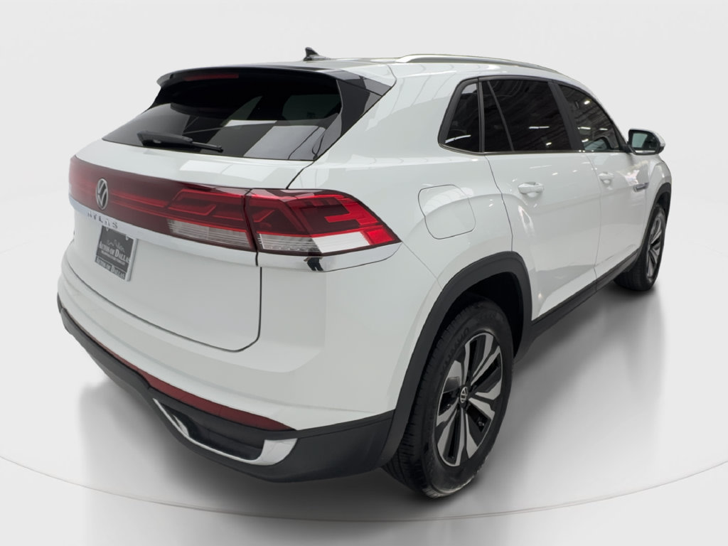 Used 2024 Volkswagen Atlas Cross Sport SE FWD image 8