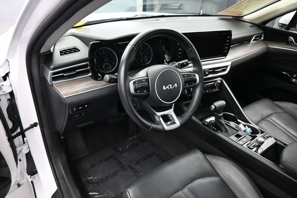 Used 2023 Kia K5 EX FWD image 12