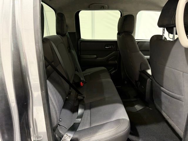 Used 2023 Nissan Frontier SV image 23