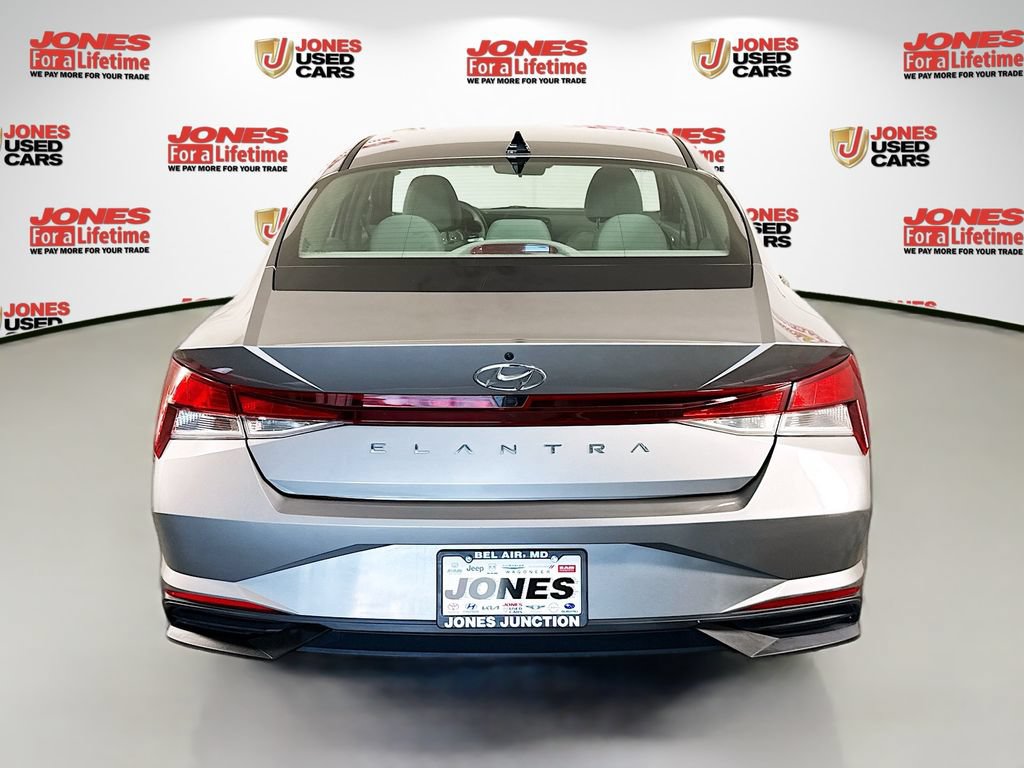 Certified 2023 Hyundai Elantra SEL w/ Cargo Package FWD image 14