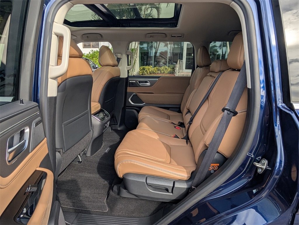 New 2026 INFINITI QX80 Luxe w/ Exterior Package image 7