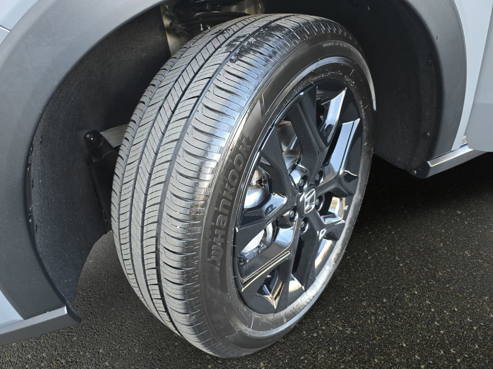 Certified 2024 Honda HR-V Sport image 33