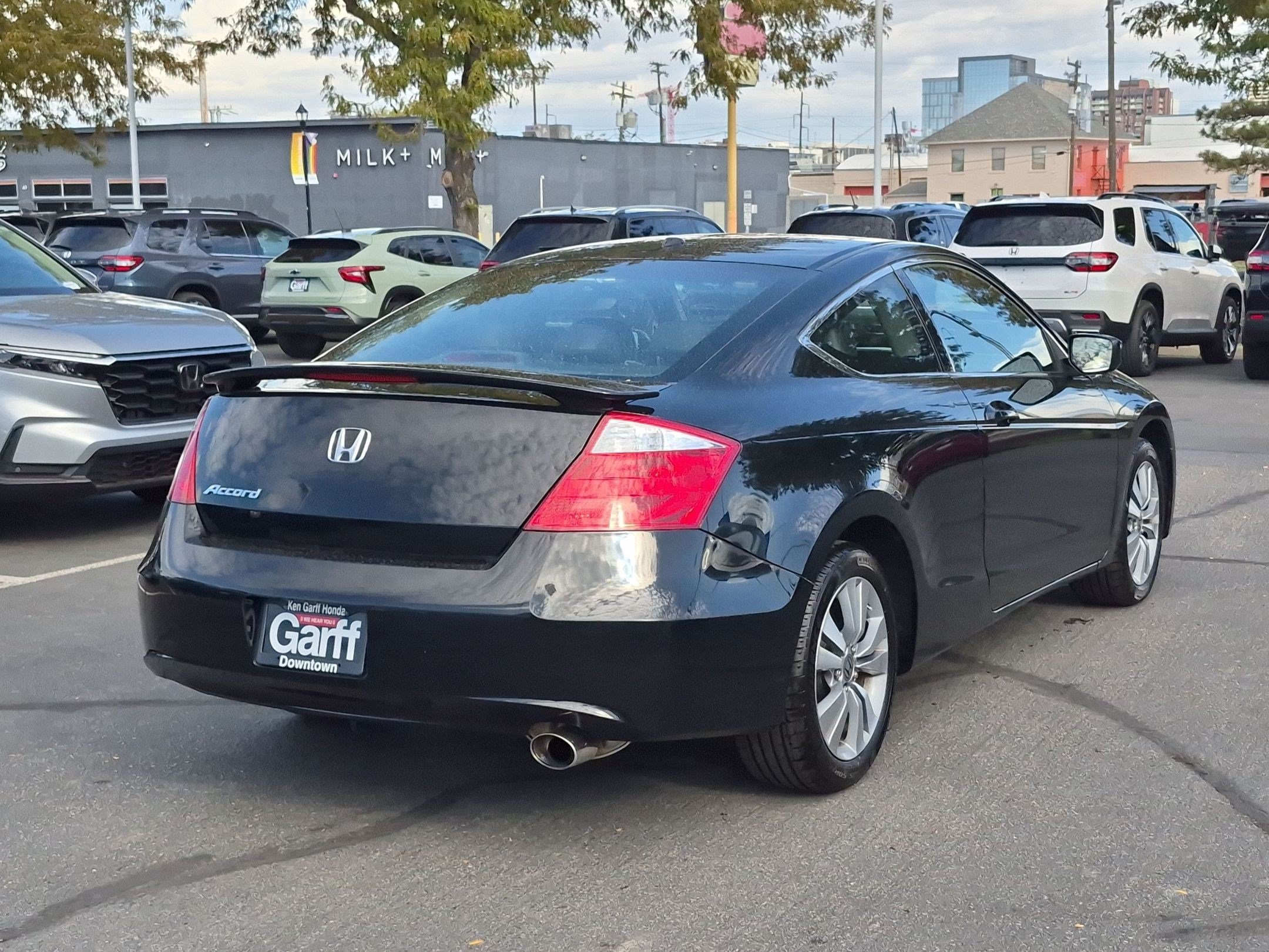 Used 2010 Honda Accord EX-L image 3