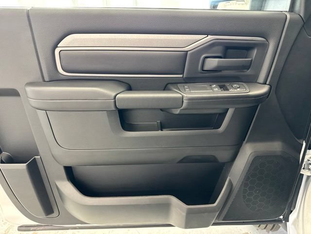 New 2026 RAM 5500 Tradesman AWD/4WD image 13