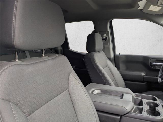 Used 2025 Chevrolet Silverado 1500 Custom image 18