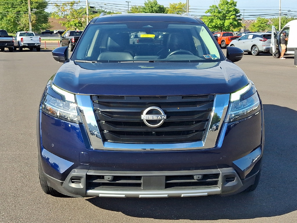 Certified 2024 Nissan Pathfinder SL w/ SL Premium Package AWD/4WD image 2