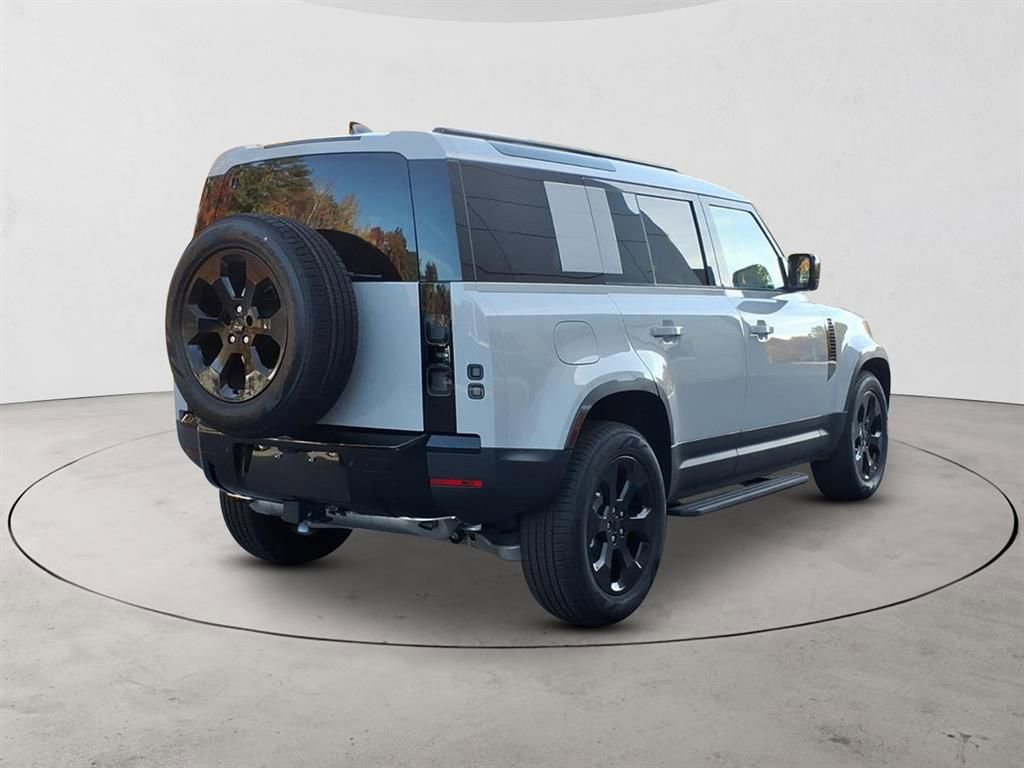 New 2026 Land Rover Defender 110 S image 5