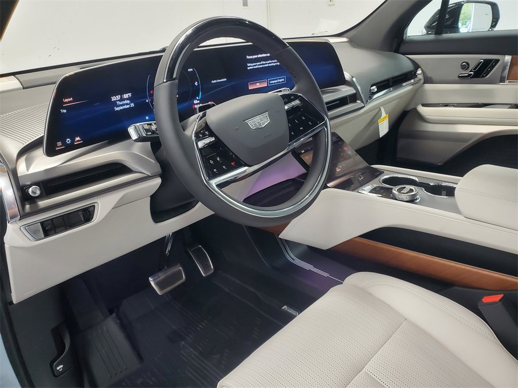 New 2026 Cadillac Vistiq Sport image 9