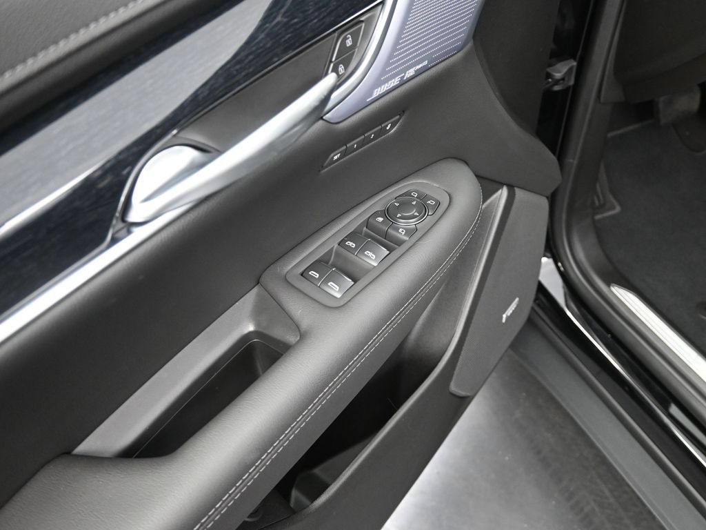 New 2026 Cadillac XT5 Premium Luxury FWD image 13