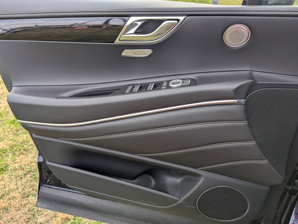 Used 2025 Genesis GV80 2.5T Standard image 18