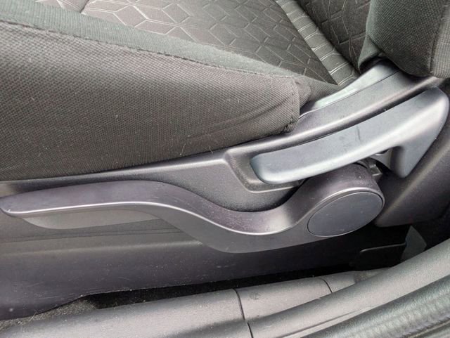 Used 2025 Mitsubishi Outlander Sport ES image 13