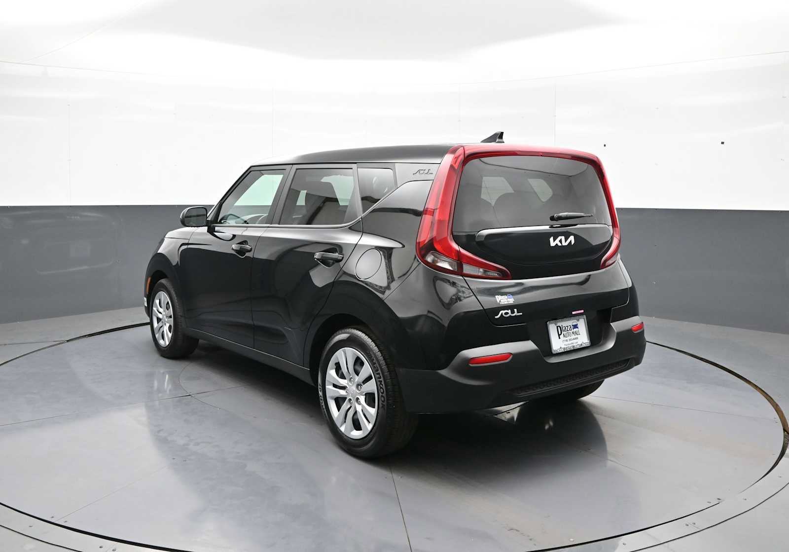 Used 2022 Kia Soul LX FWD image 7