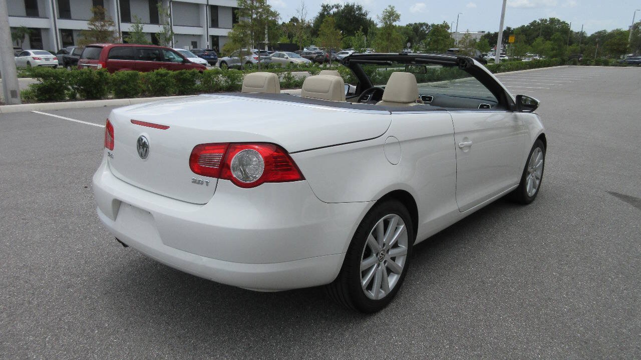 Used 2011 Volkswagen Eos Komfort FWD image 5