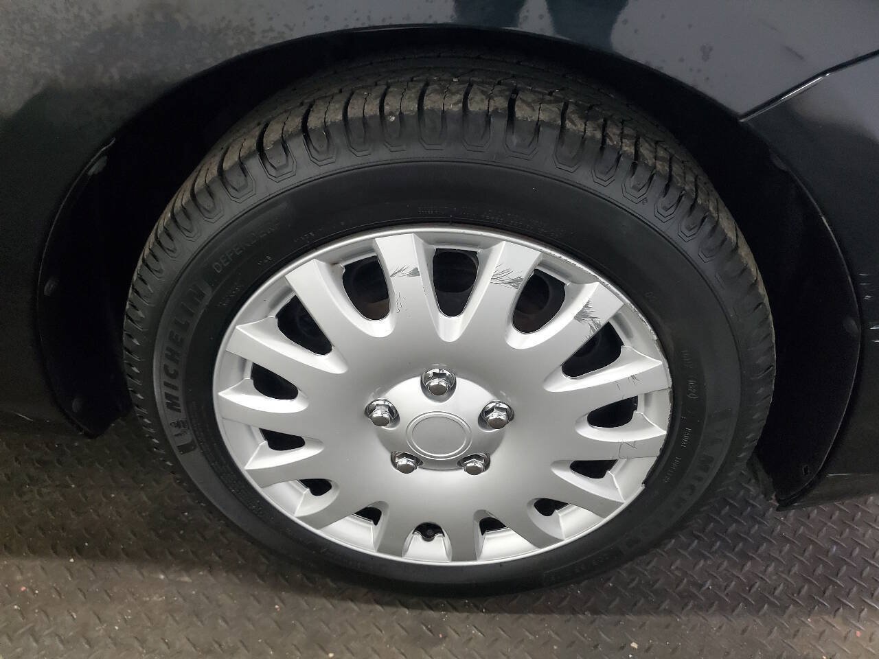 Used 2010 MAZDA MAZDA3 i Sport FWD image 18