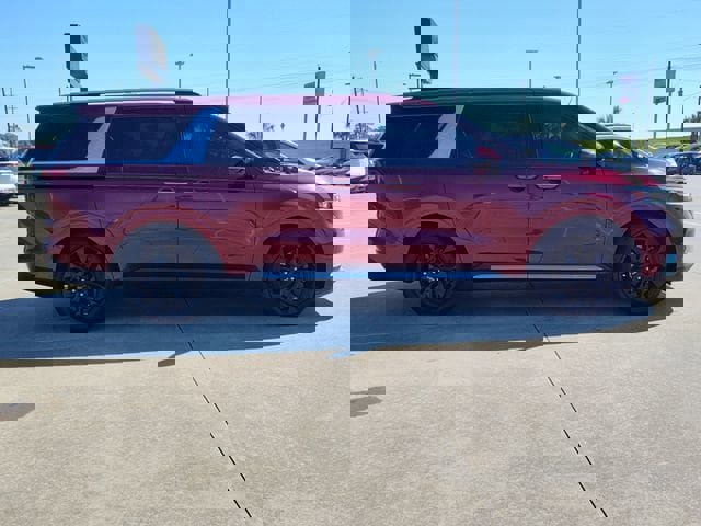 Used 2022 Kia Carnival SX Prestige image 10