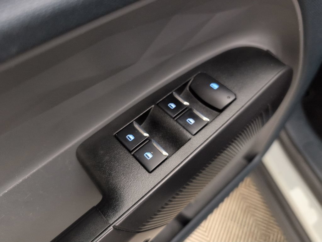 Used 2023 Ford Maverick XL FWD image 32