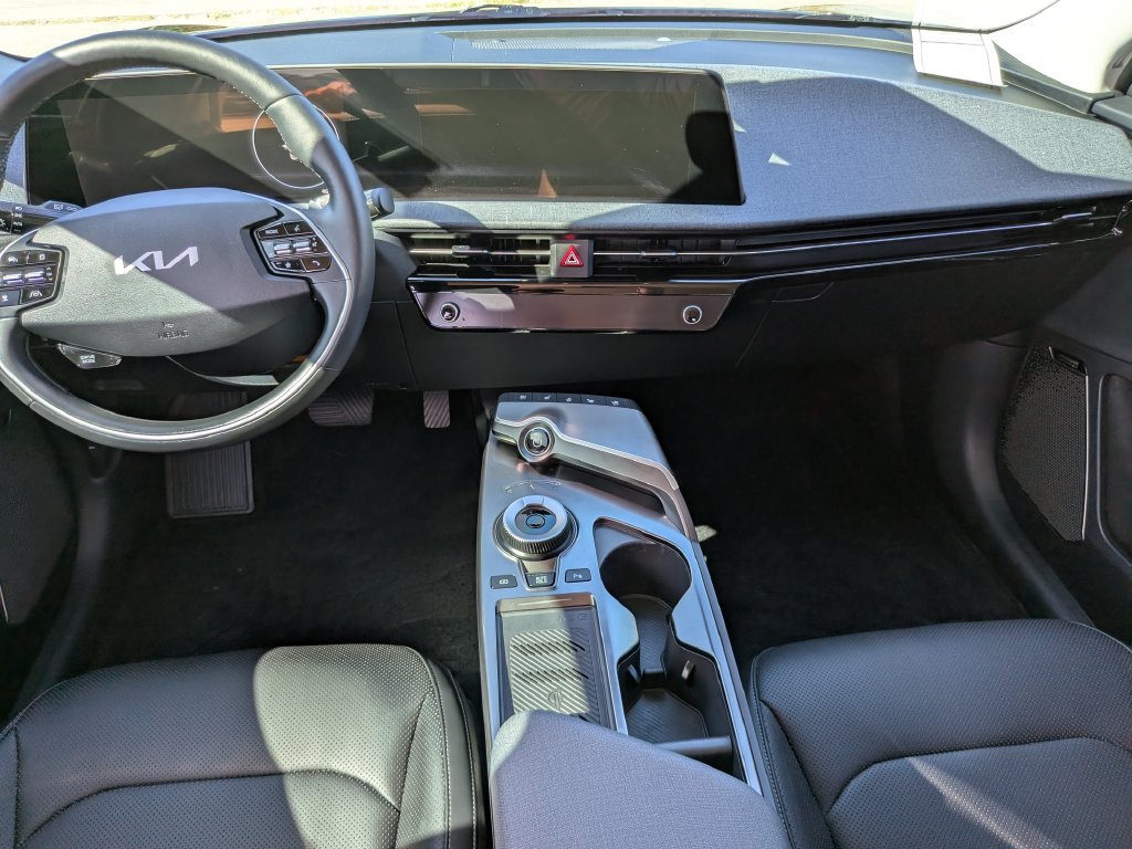 Certified 2022 Kia EV6 Wind AWD/4WD image 16