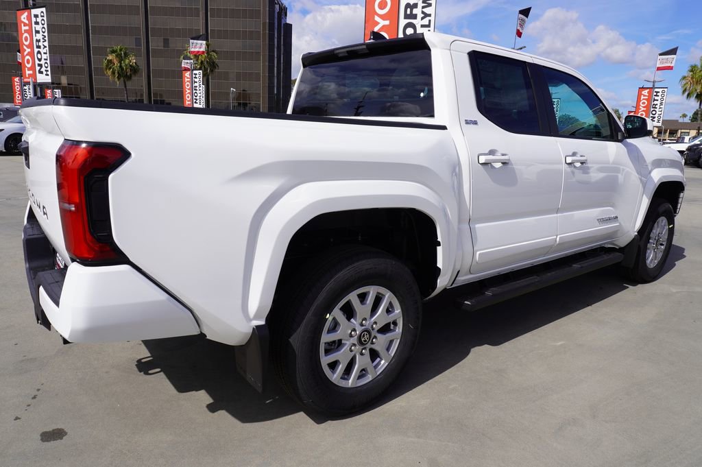 New 2026 Toyota Tacoma SR5 AWD/4WD image 4