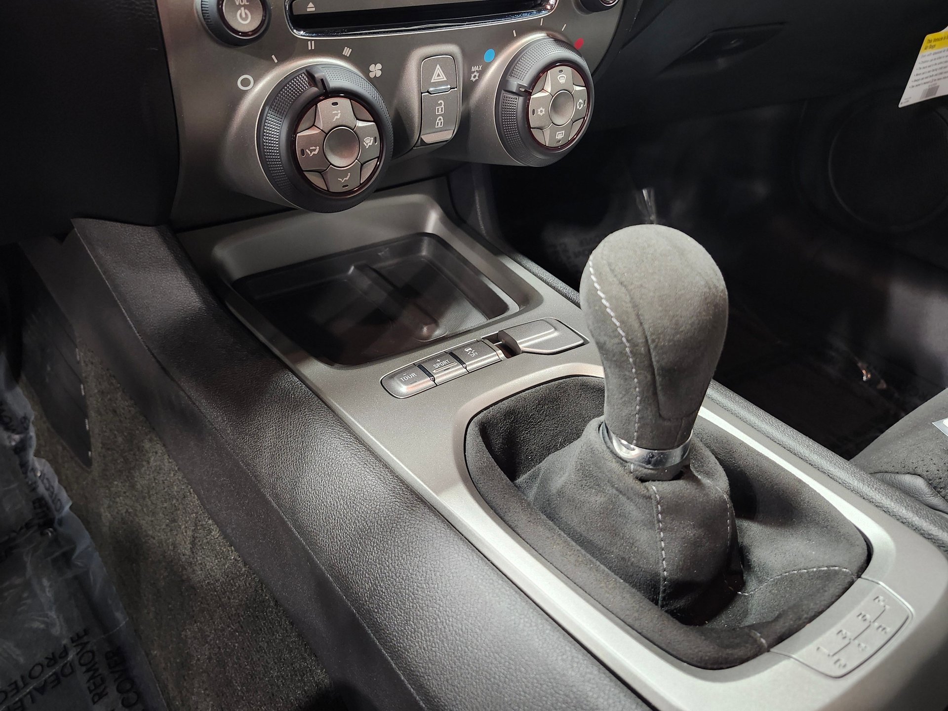 Used 2015 Chevrolet Camaro Z/28 RWD image 24