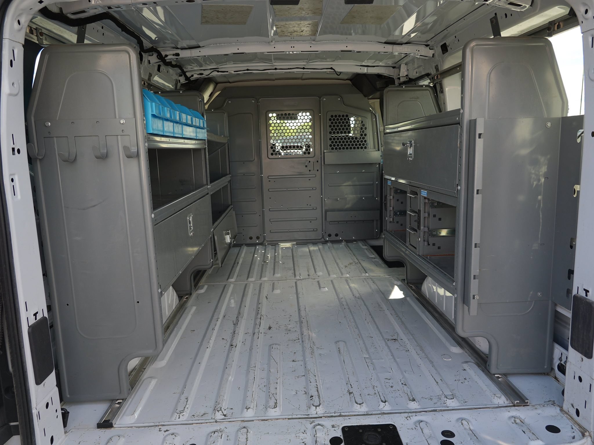 Used 2016 Ford Transit 150 130 Low Roof RWD image 25