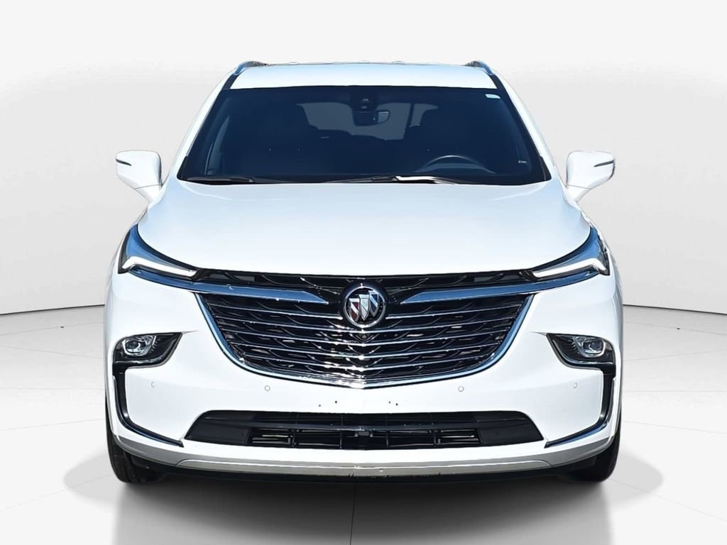 Used 2024 Buick Enclave Premium image 11