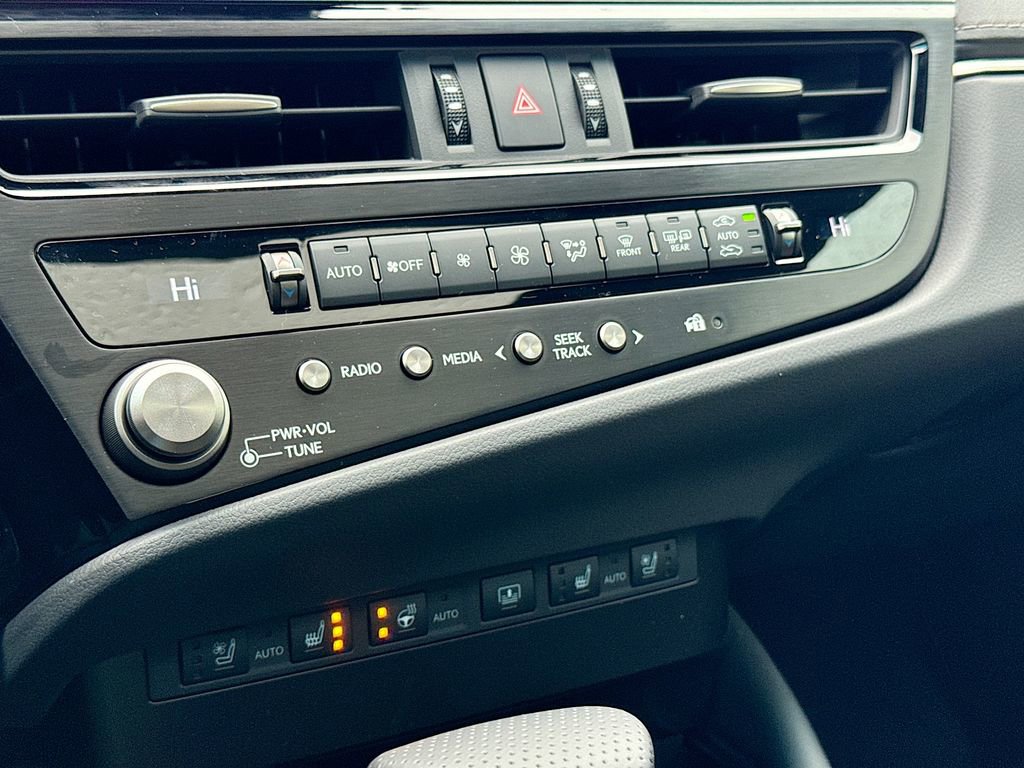 New 2025 Lexus ES 350 F Sport image 28