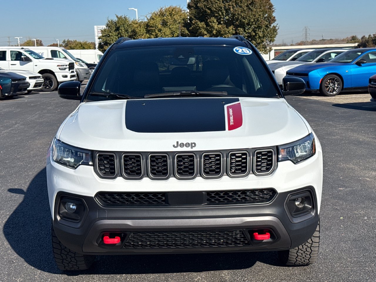 Used 2025 Jeep Compass Trailhawk w/ Trailer Tow Group AWD/4WD image 8