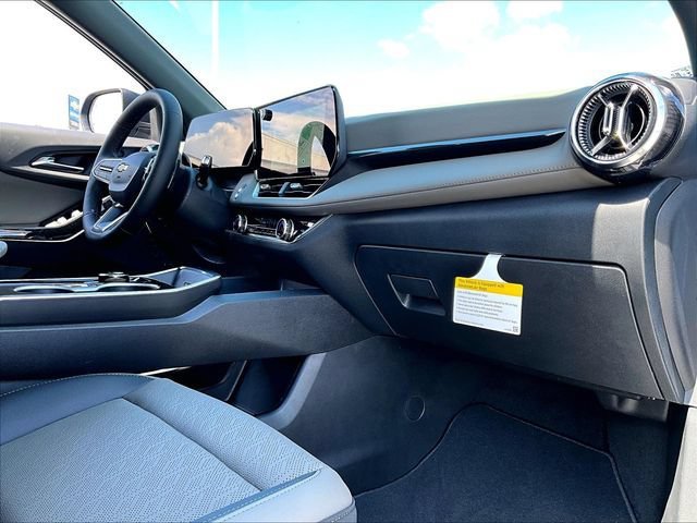 New 2027 Chevrolet Equinox LT w/ Convenience Package II AWD/4WD image 9