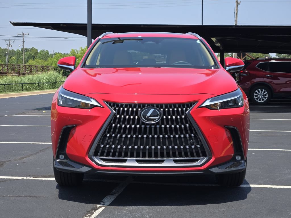 Used 2024 Lexus NX 250 FWD image 2