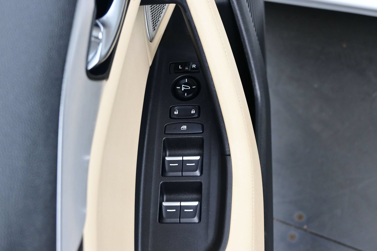 Used 2024 Acura TLX w/ Technology Package FWD image 13