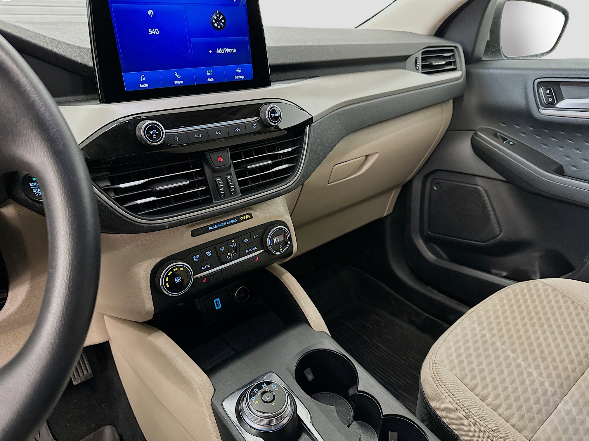 Used 2020 Ford Escape SE image 26