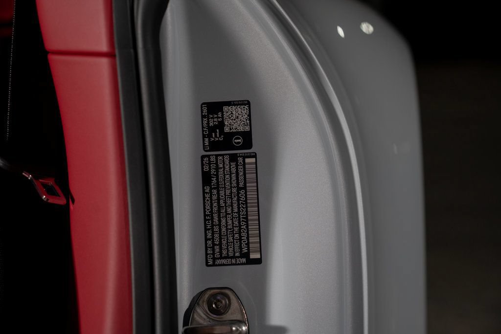 Used 2026 Porsche 911 GTS image 34