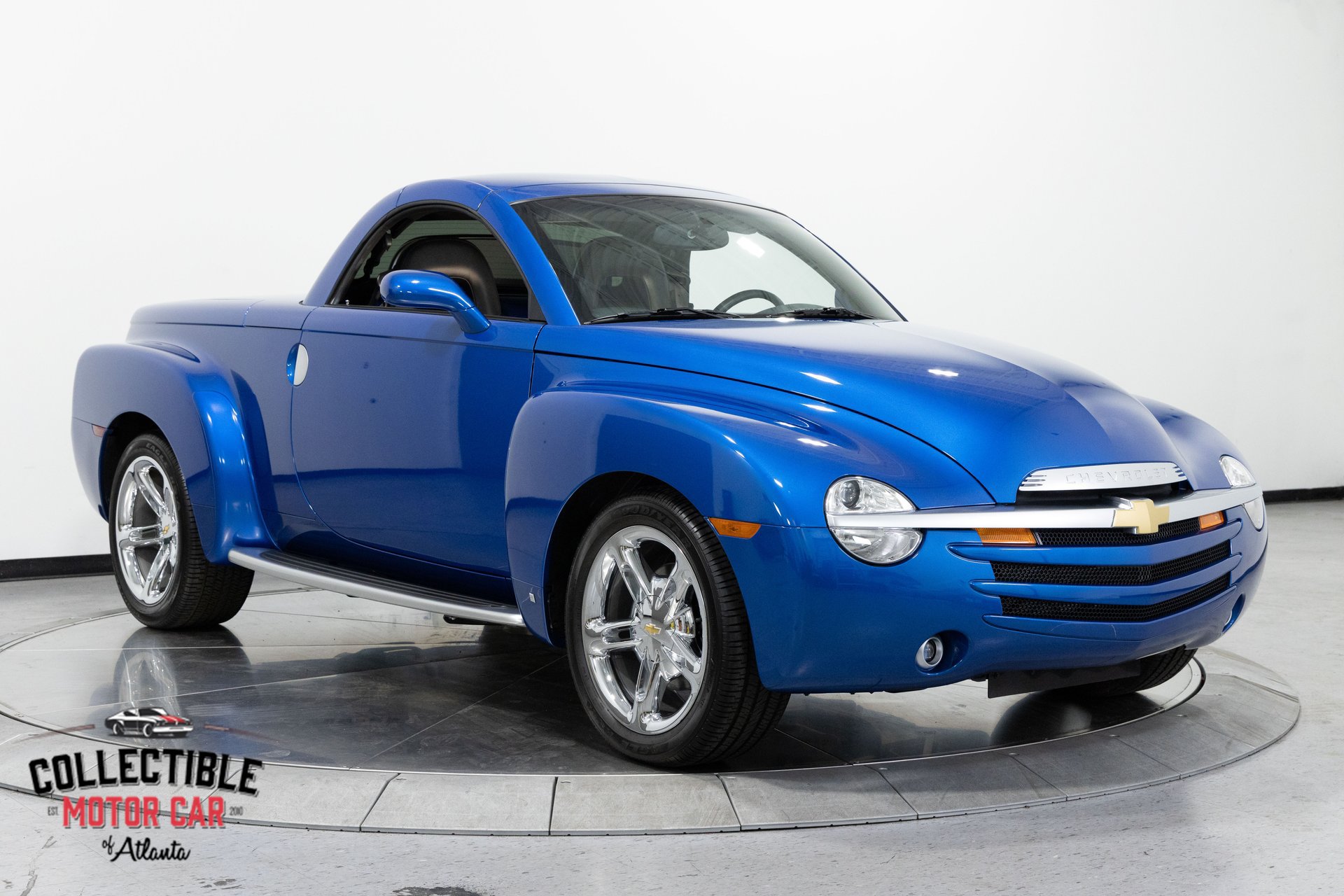 Used 2006 Chevrolet SSR w/ Preferred Equipment Group RWD image 25