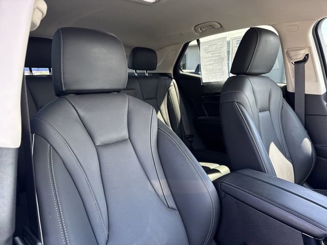 Used 2023 Buick Envision Essence FWD image 23