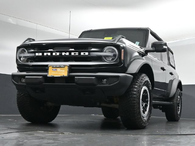 Certified 2023 Ford Bronco Outer Banks w/ Sasquatch Package AWD/4WD image 39