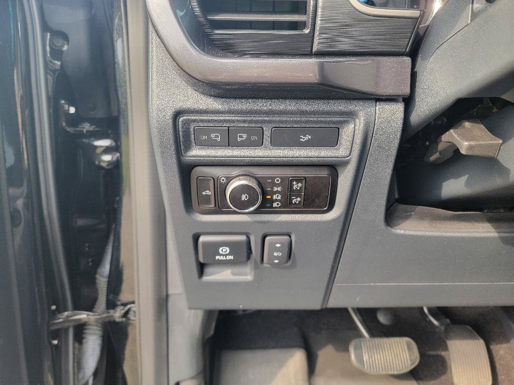 Used 2023 Ford F150 XLT w/ Equipment Group 302A High AWD/4WD image 16