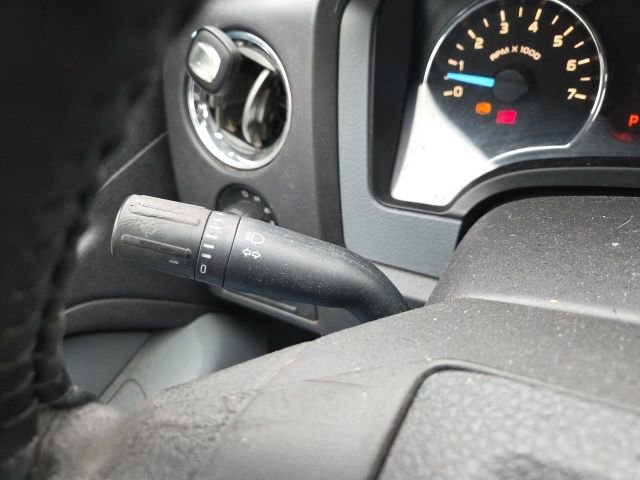 Used 2011 Ford F150 XLT w/ XTR Pkg image 31