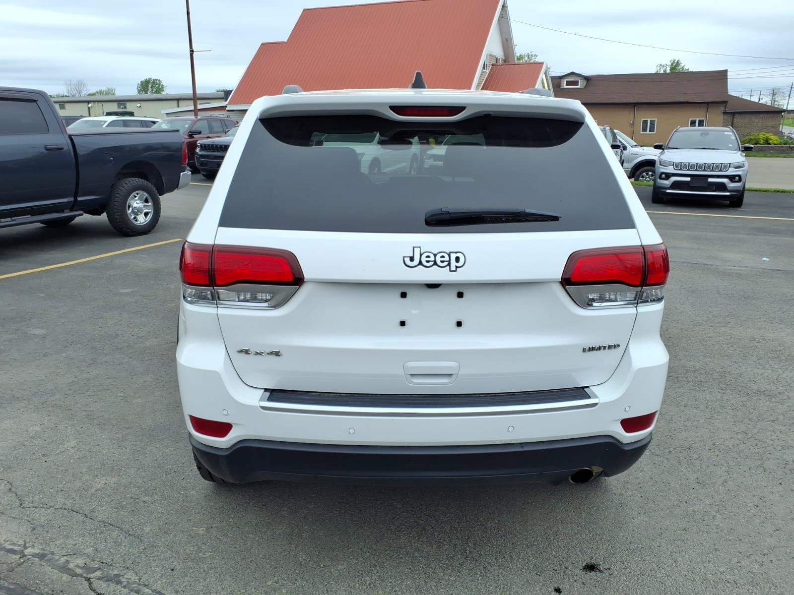 Used 2022 Jeep Grand Cherokee Limited AWD/4WD image 6