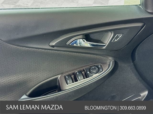 Used 2018 Chevrolet Malibu LT image 17