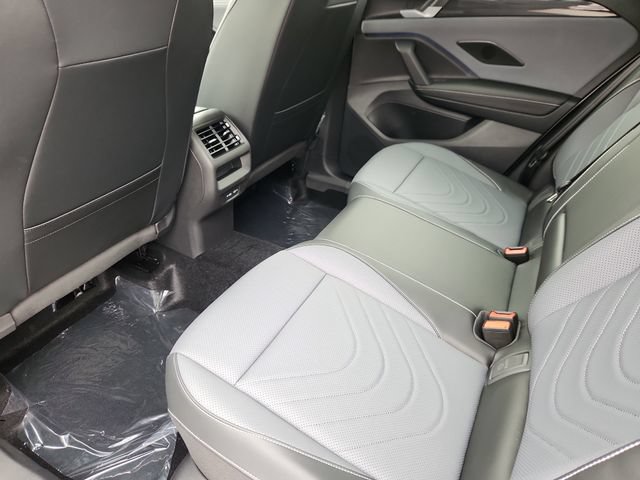 New 2026 Volkswagen Tiguan SE AWD/4WD image 8