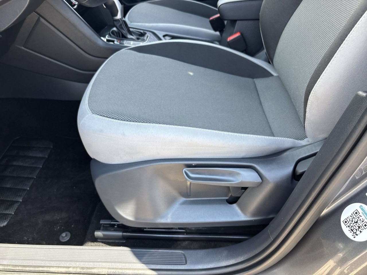 Certified 2024 Volkswagen Taos S FWD image 17