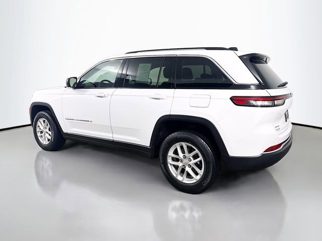 Used 2023 Jeep Grand Cherokee Laredo w/ Luxury Tech Group I image 5