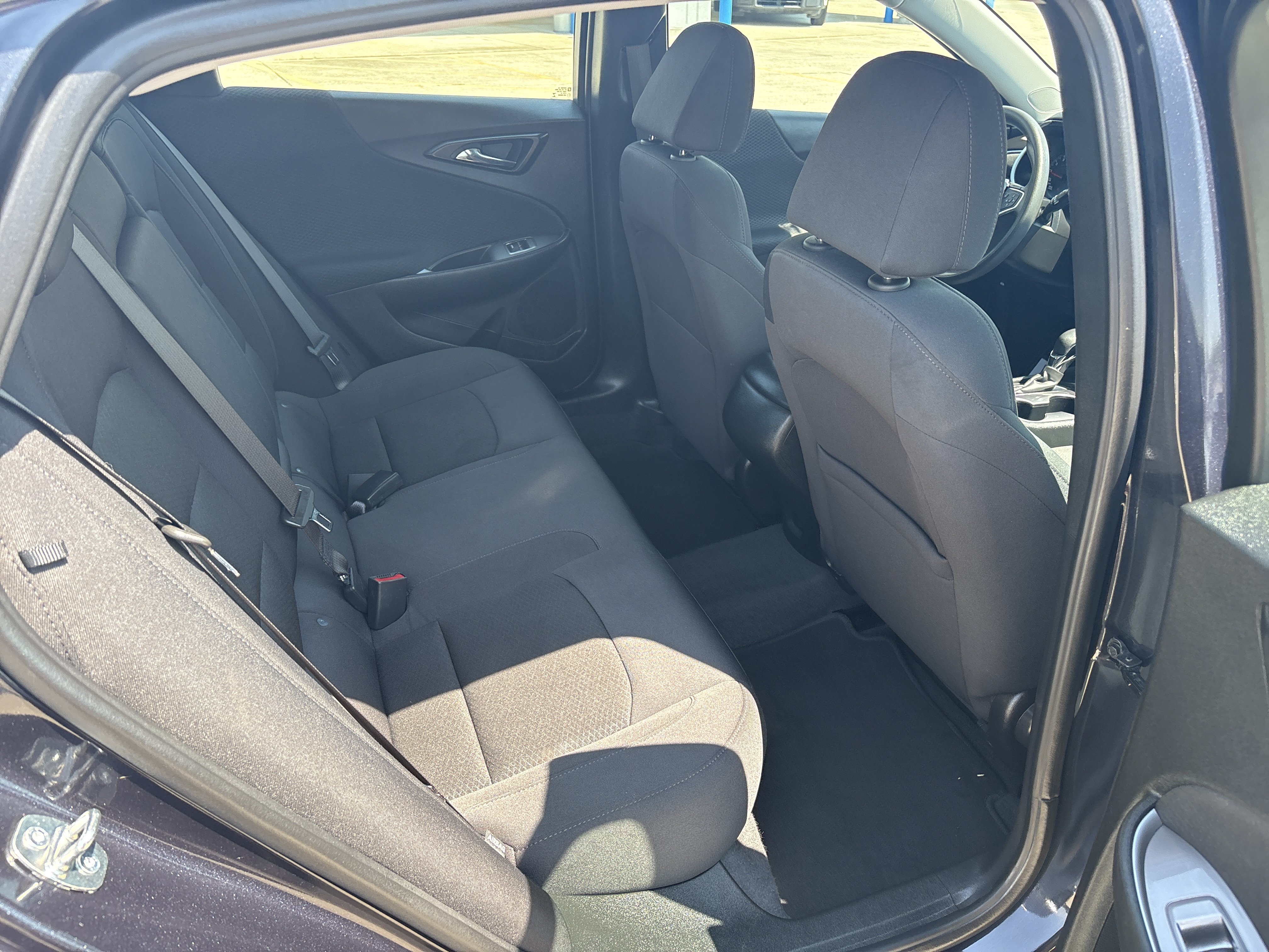 Used 2023 Chevrolet Malibu LS w/ Driver Confidence Package FWD image 6