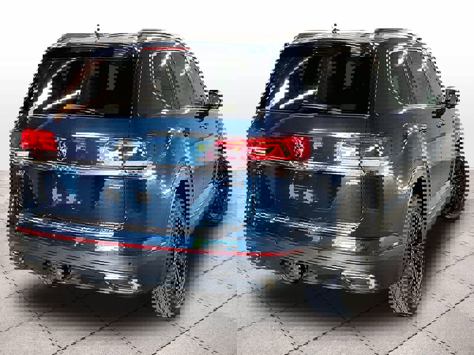 Used 2022 Volkswagen Atlas SE image 18