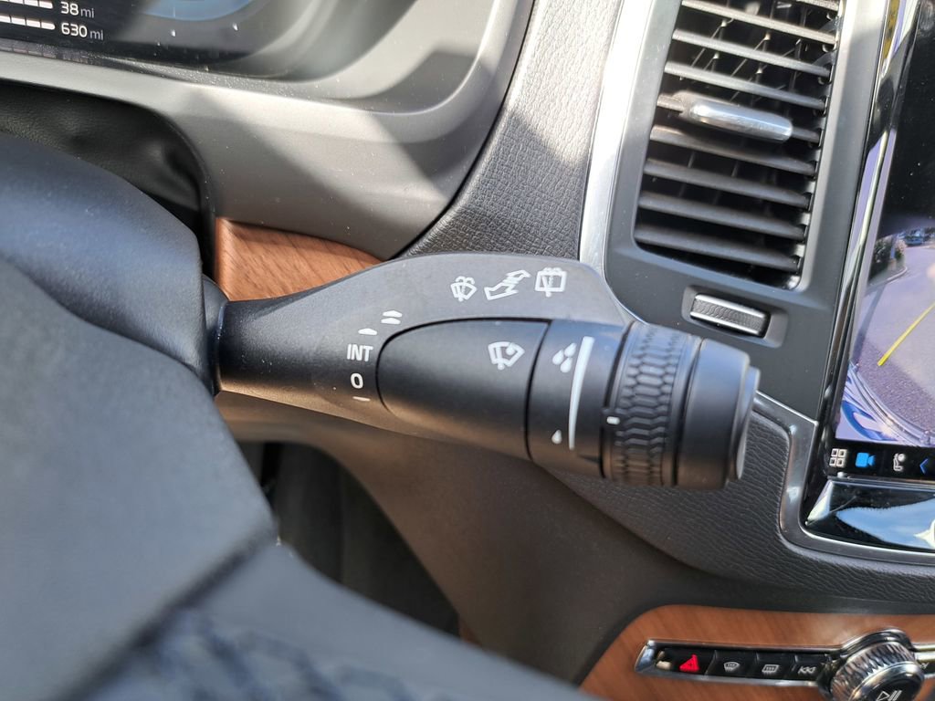 Used 2023 Volvo XC90 T8 Core w/ Protection Package Premier image 19